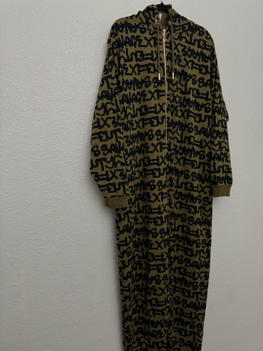 Savage X Fenty Forever Savage Hooded One Piece Olive Green Allover Logo Size XL - Picture 6 of 14
